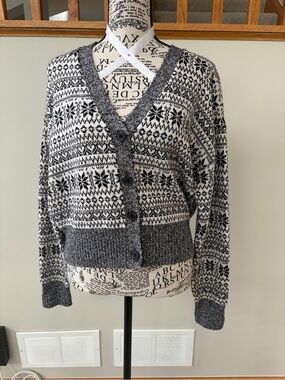 Lilysilk Black & White Fair Isle Button-Up V-Neck Cardigan Sweater